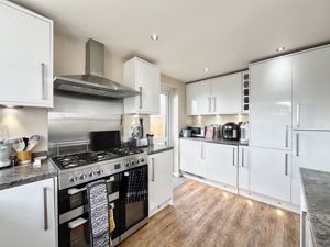 Photo 28- click for photo gallery